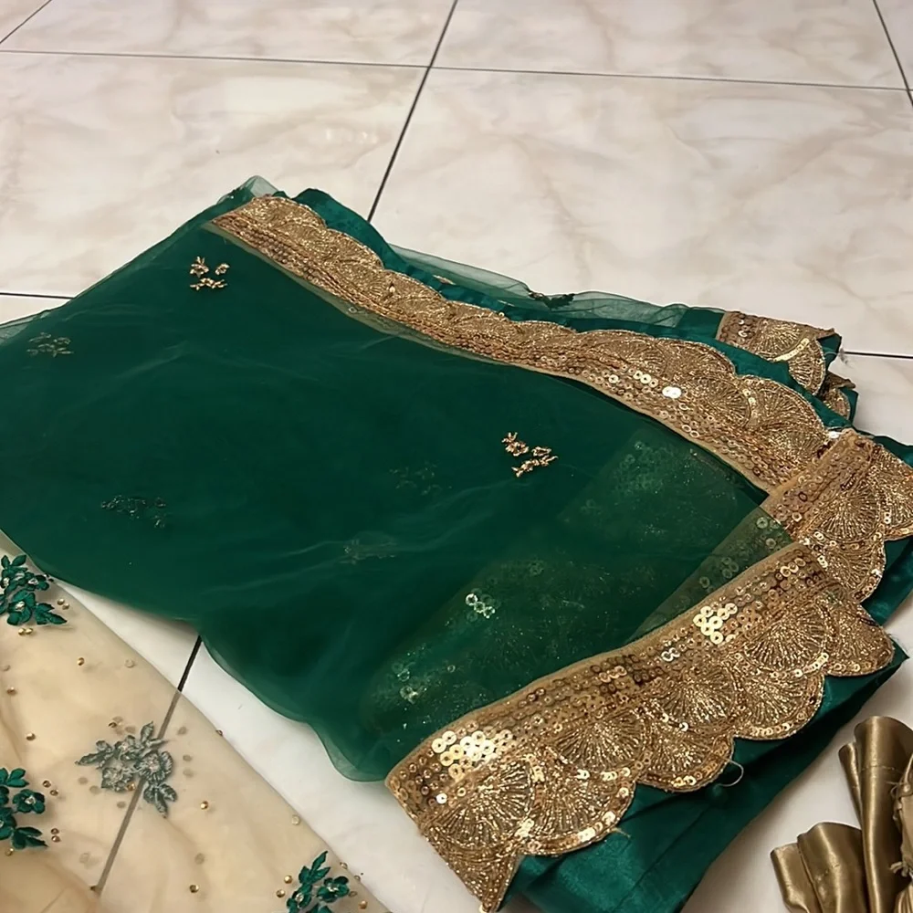 3 piece suit lehenga Indian - Picture 6 of 7